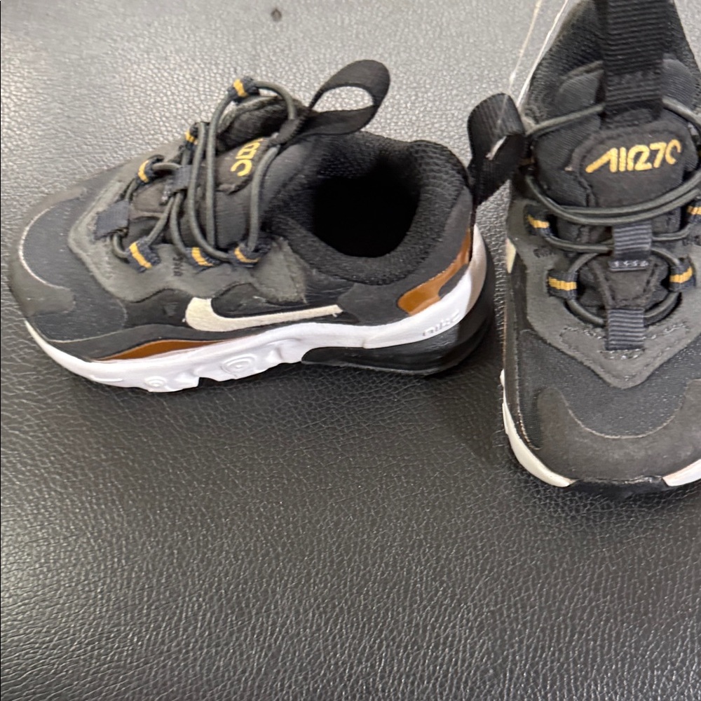 Nike Kids Air Max 270 Black with Gold Accents Infant Size 3C NWOT